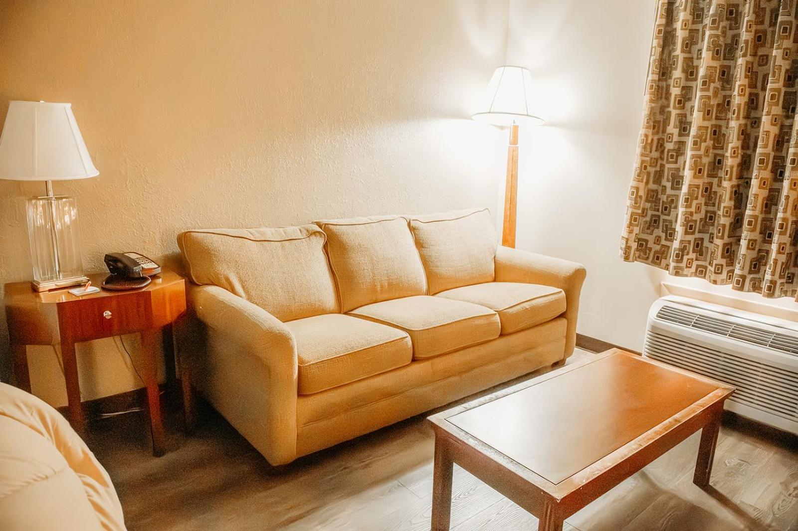 Country Garden & Suites Benton Экстерьер фото