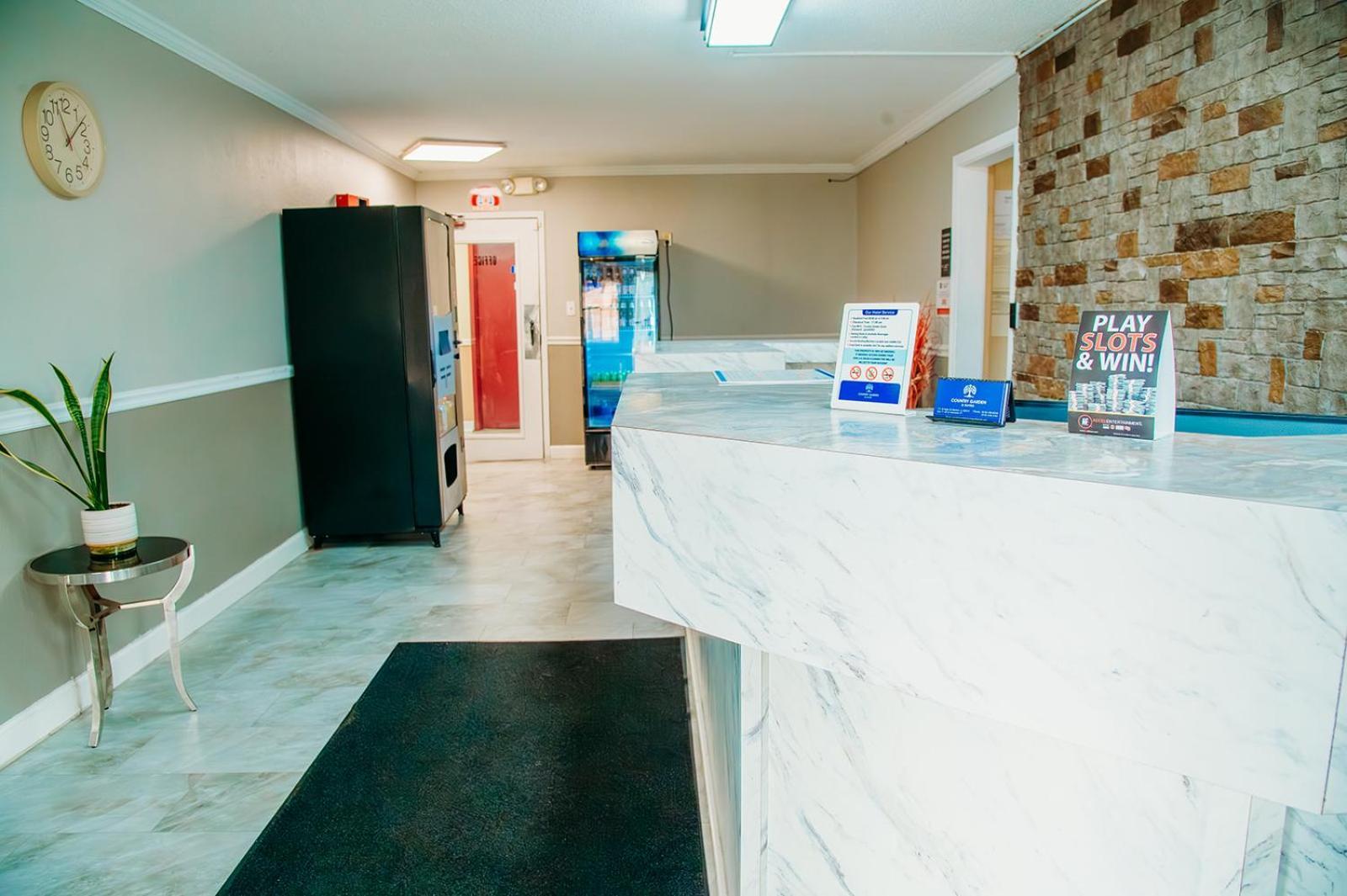 Country Garden & Suites Benton Экстерьер фото