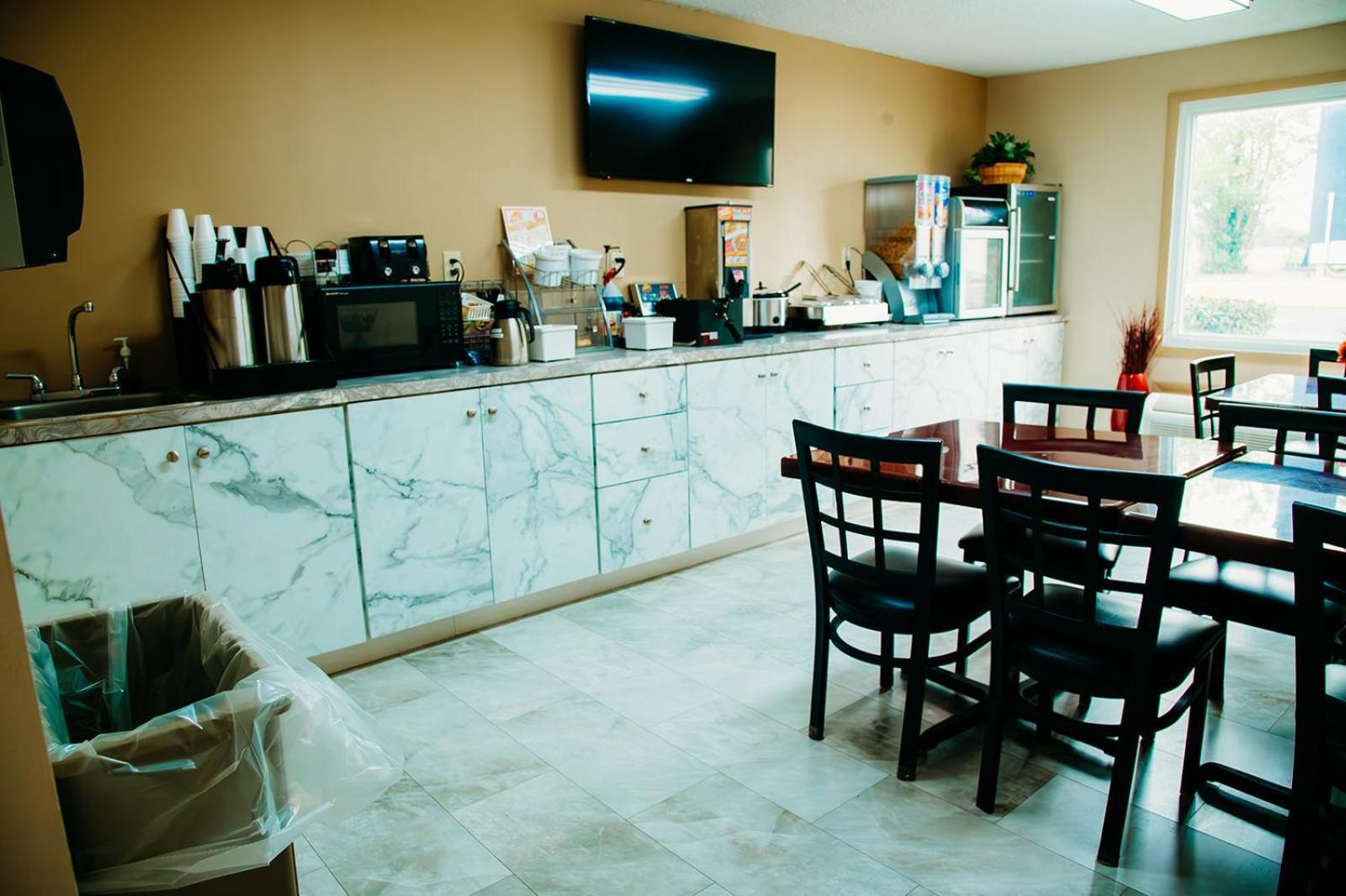 Country Garden & Suites Benton Экстерьер фото