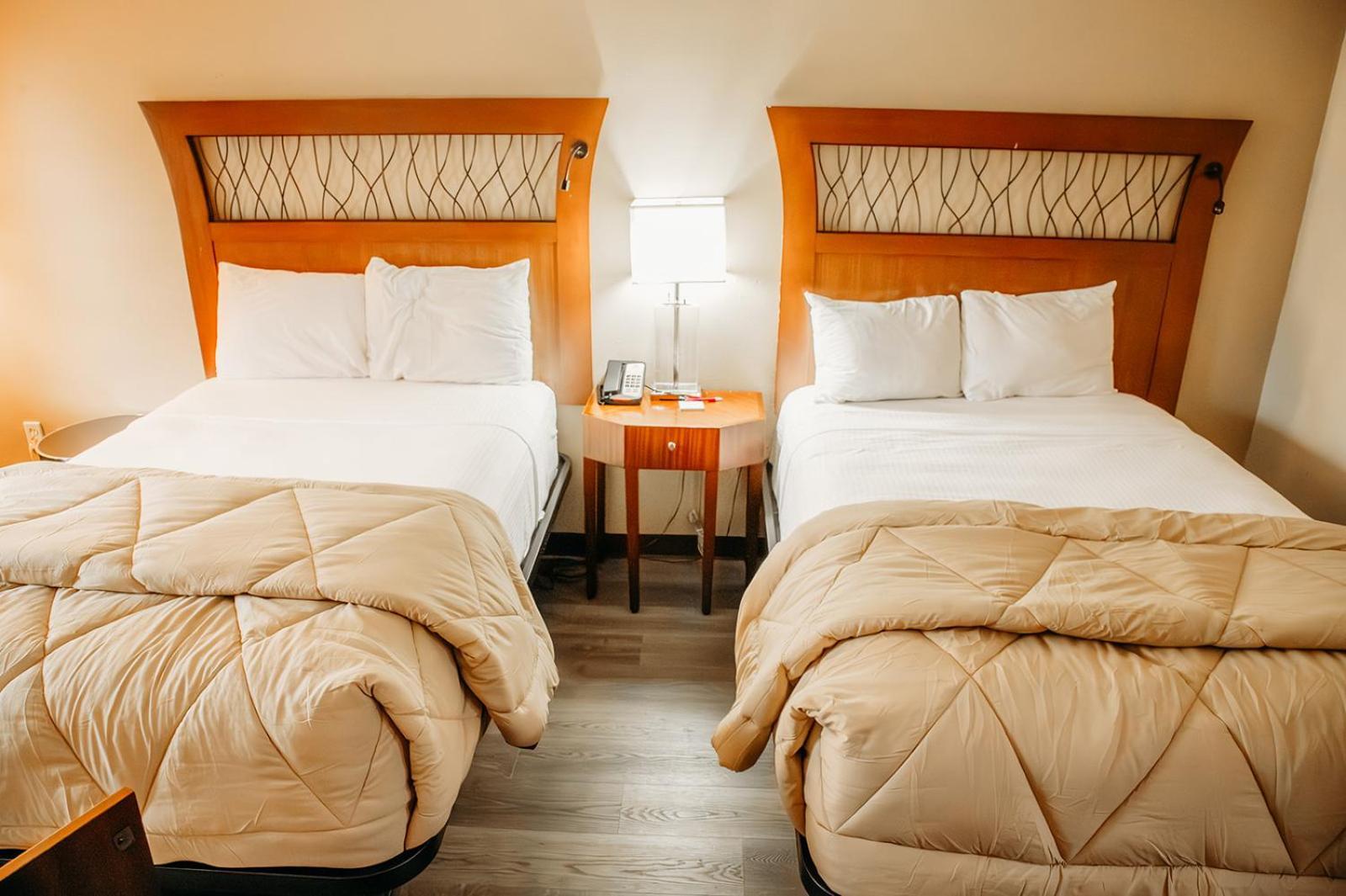 Country Garden & Suites Benton Экстерьер фото